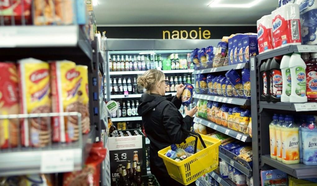 Fot.-M.-Pieslak_Newspix.pl_ Nastroje w handlu nieco gorsze niż przed miesiącem. Wskaźnik koniunktury wśród tradycyjnych detalistów spadł w marcu o 3,1 pkt.
